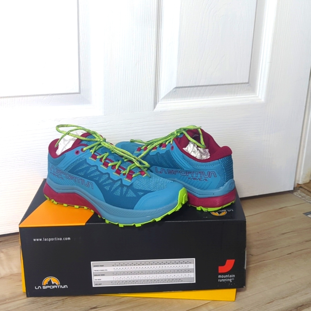 Brand new NIB la sportiva running shoes